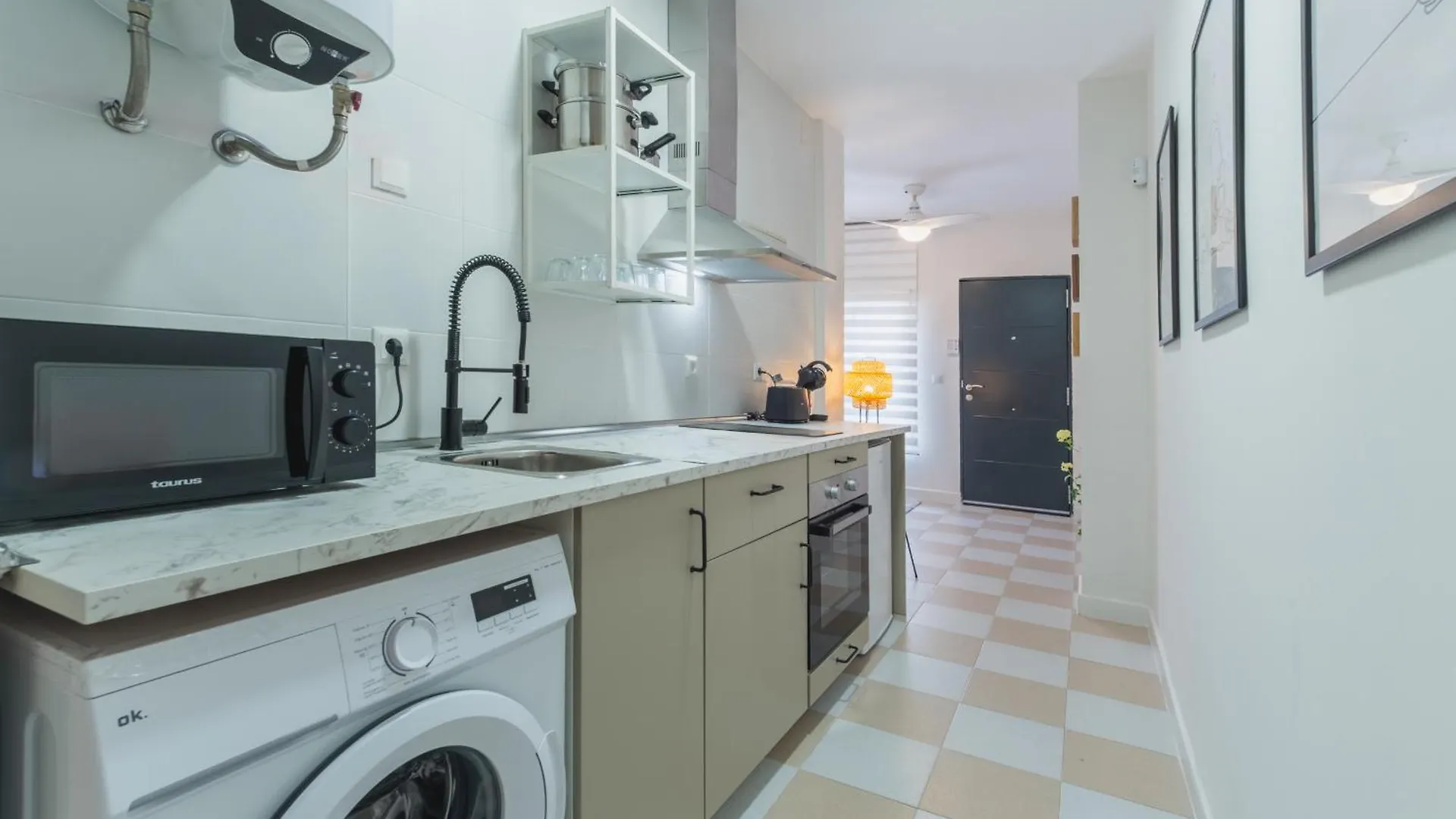 Luxe Apartment 1 In Rota